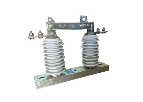 Hoogspanningsverticale elektrische isolator met handmatige of automatische werking voor het breken voor het vernietigen van het systeem