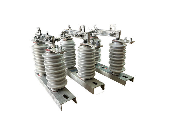 Hoogspannings AC Hook Stick Disconnect Switch Voor Substation Electrical Isolator Grijze Verticale Beheerde Disconnect Switch